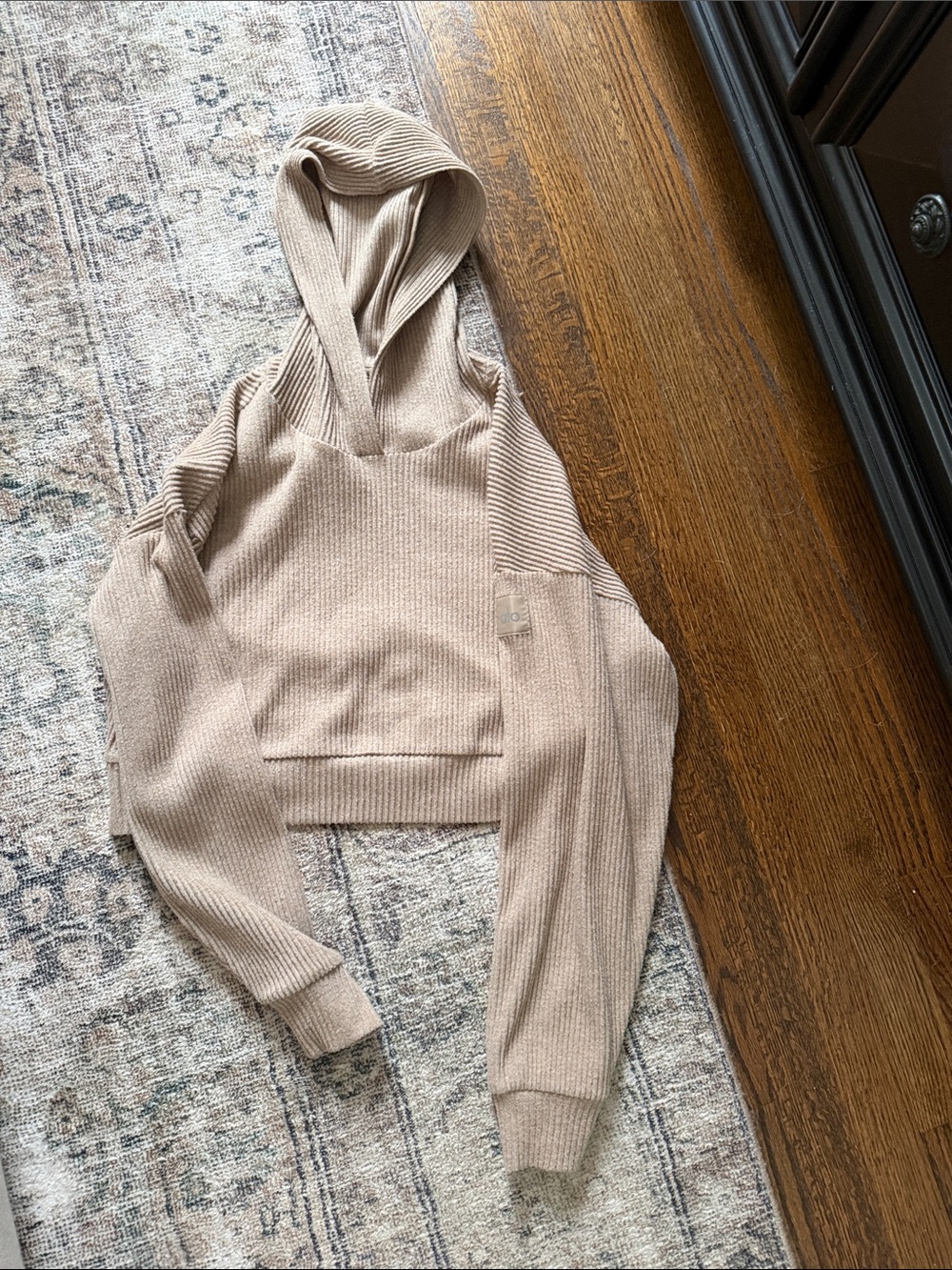 Alo Yoga Muse Hoodie